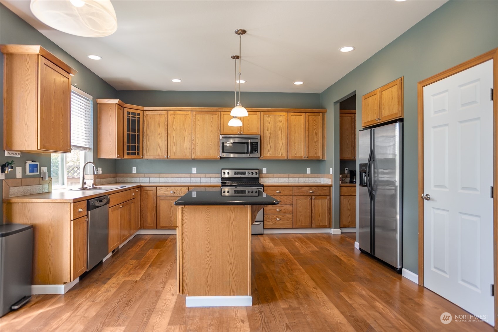 7345 Radius Loop Southeast Lacey, WA 98513 - Photo 5 of 34 Gallery Image 5