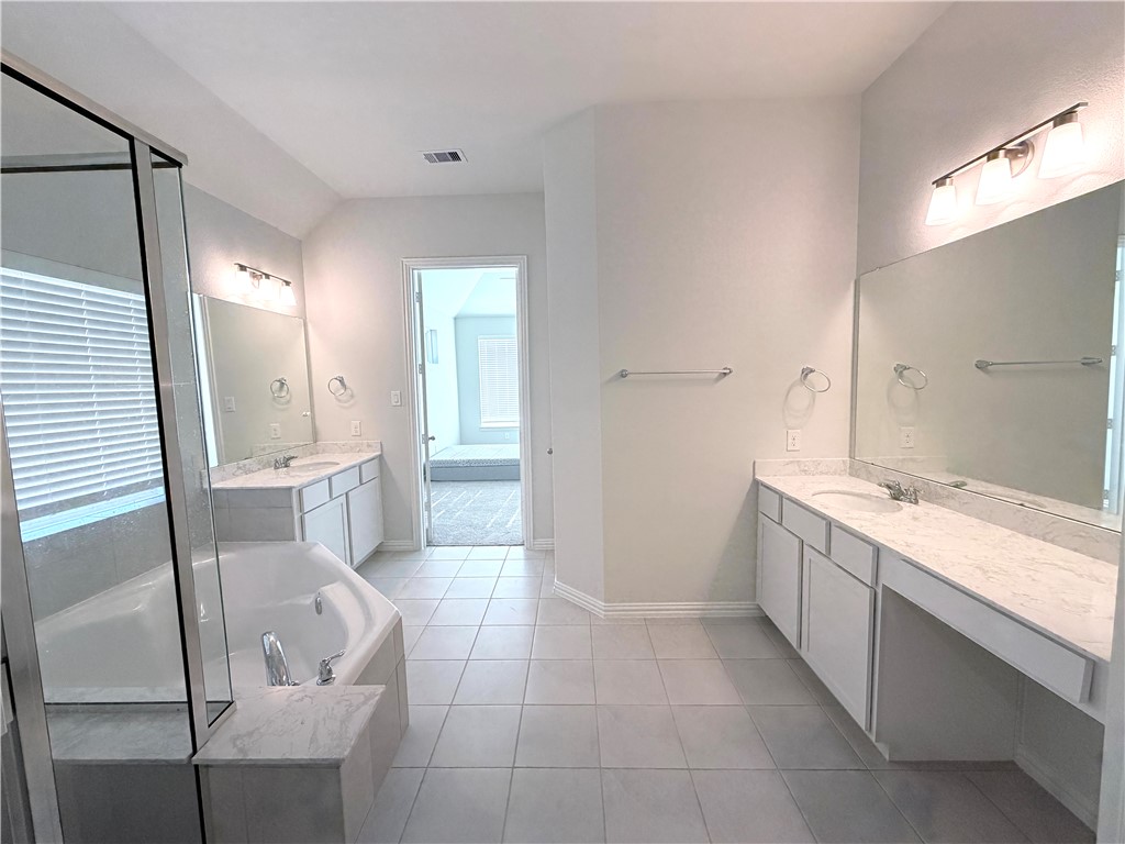 4044 Houberry Loop College Station, TX 77845 - Photo 10 of 27