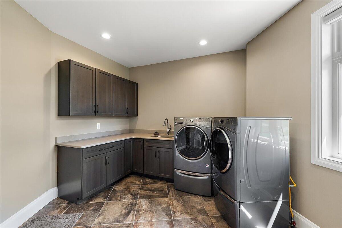 596 South Parker Road Ann Arbor, MI 48103 - Photo 19 of 80 060-596 S Parker-60
