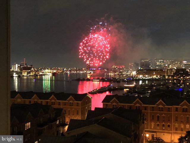 2702 Lighthouse Point East, Unit 720 Baltimore, MD 21224 - Photo 30 of 37 a city view