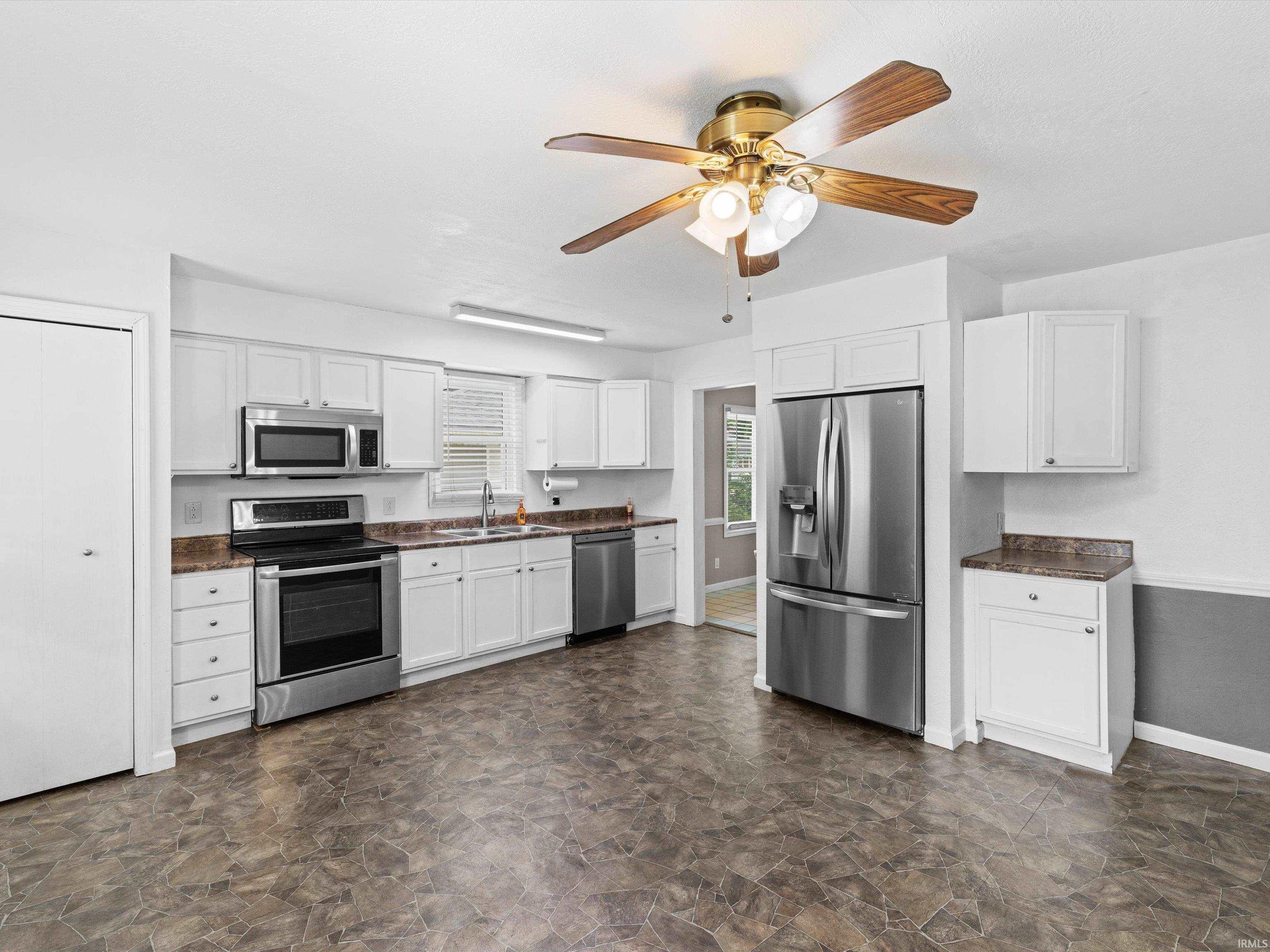 4100 East Riverside Drive Evansville, IN 47714 - Photo 10 of 33