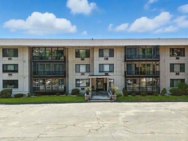 $375,000 | 234 Nesmith Street, Unit 8, Lowell, MA 01852