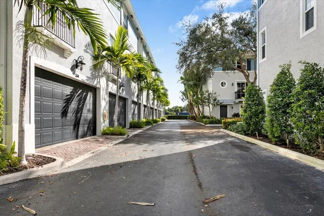 $765,000 | 334 Northwest 1st Street, Delray Beach, FL 33444
