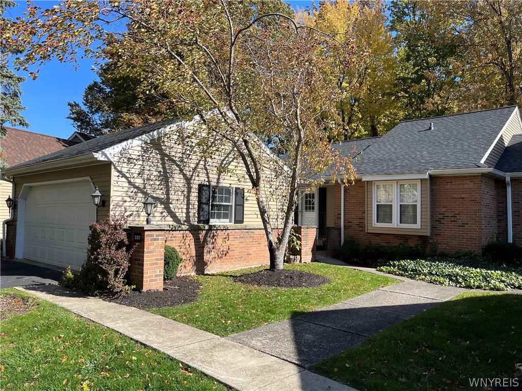 257 Old Oak Post Road Amherst, NY 14051 - Photo 1 of 1 Gallery Image 1