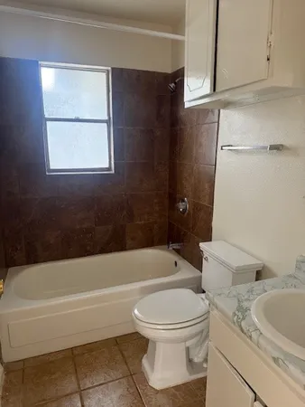 $1,025 | 814 Hazelton Street, Unit A, San Marcos, TX 78666
