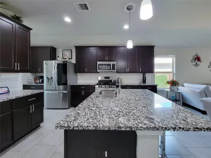 $258,000 | 610 Autumn Flats Way, Rosharon, TX 77583