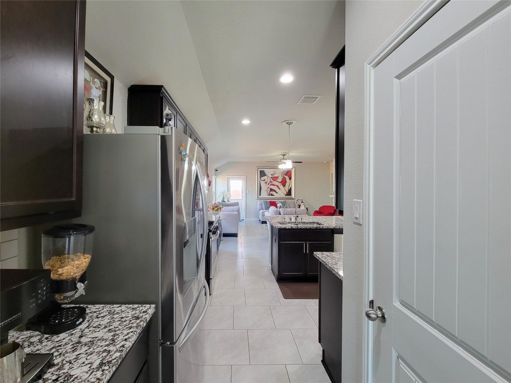 610 Autumn Flats Way Rosharon, TX 77583 - Photo 14 of 29