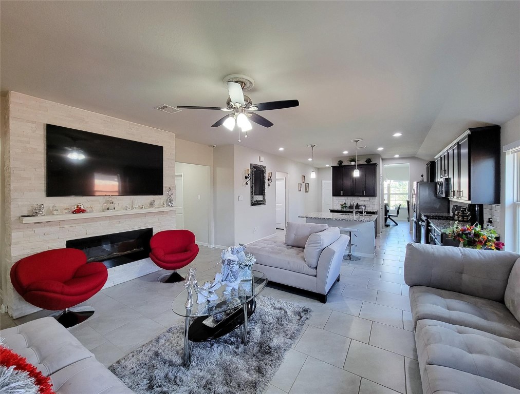 610 Autumn Flats Way Rosharon, TX 77583 - Photo 19 of 29