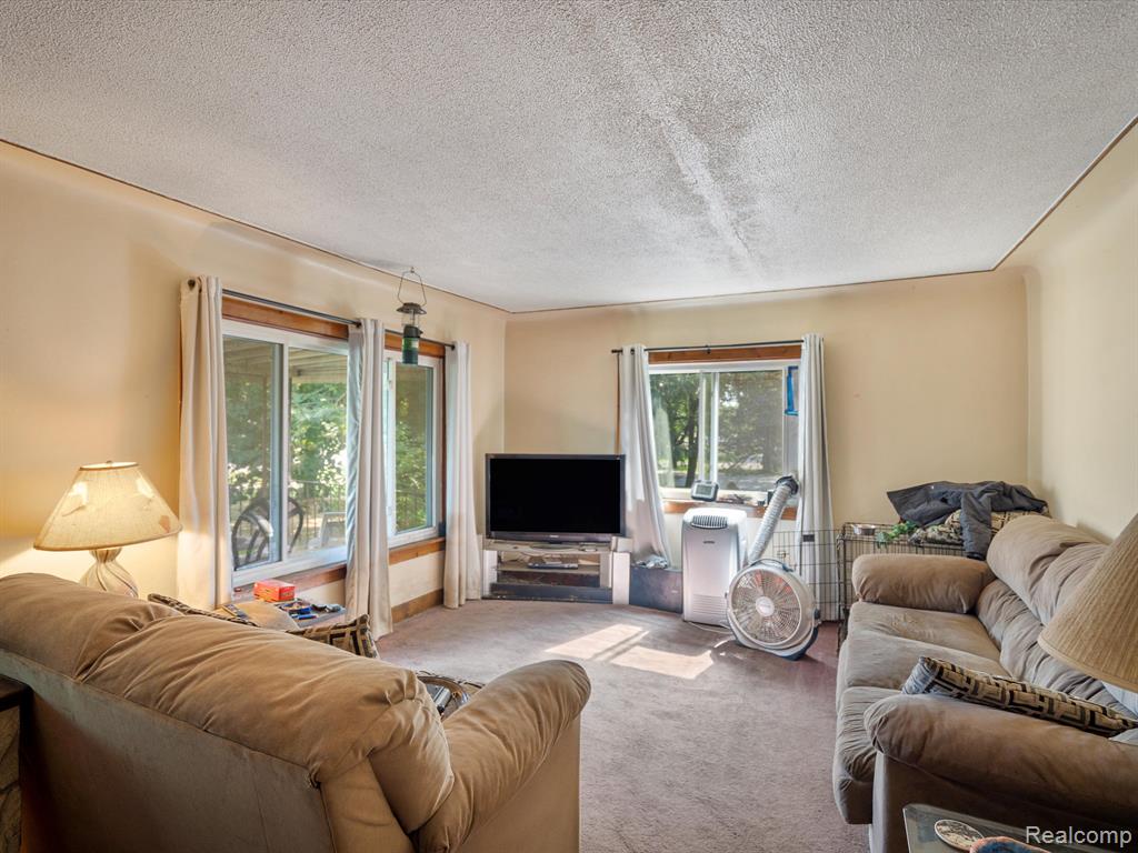 3150 John R Road Rochester Hills, MI 48307 - Photo 4 of 25