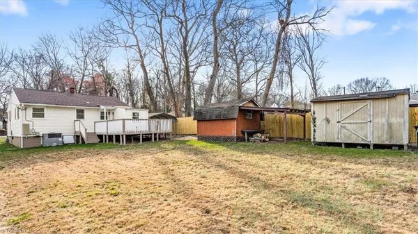 $1,550 | 1101 Hickory Avenue, Greensboro, NC 27405