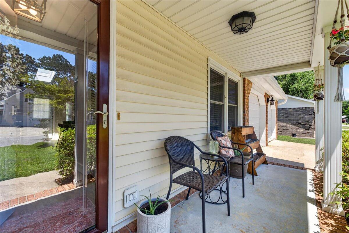 324 Houston Drive Ladson, SC 29456 - Photo 3 of 34