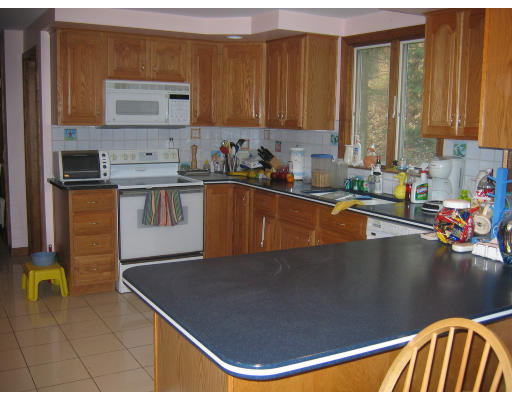 127 Wright Road Concord, MA 01742 - Photo 4 of 8 Gallery Image 4