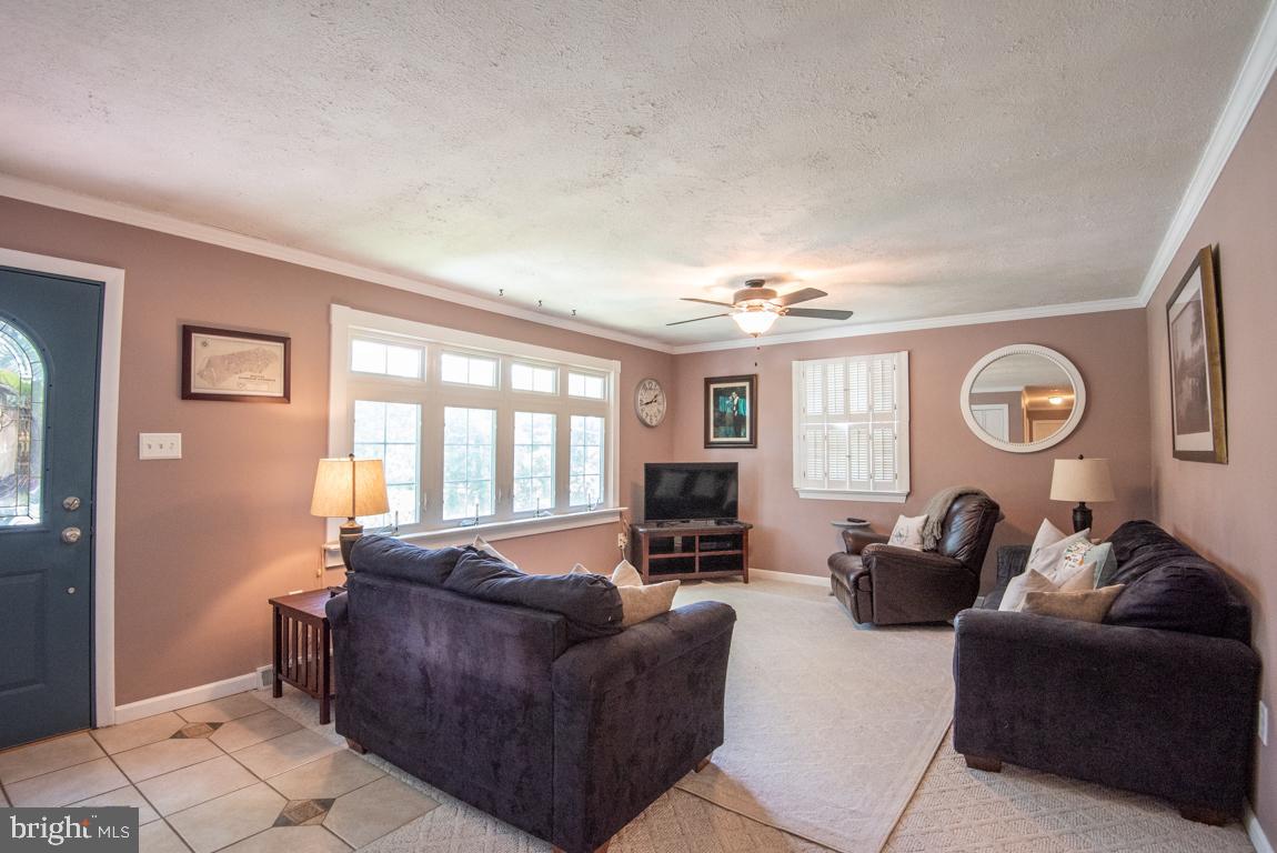 331 Rose Hill Road Ephrata, PA 17522 - Photo 10 of 40 Gallery Image 10