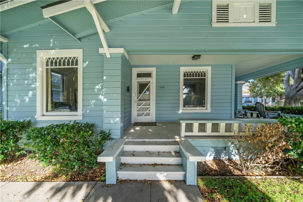 1346 Morro Street San Luis Obispo, CA 93401 - Photo 3 of 19 a front view of a house with a garden