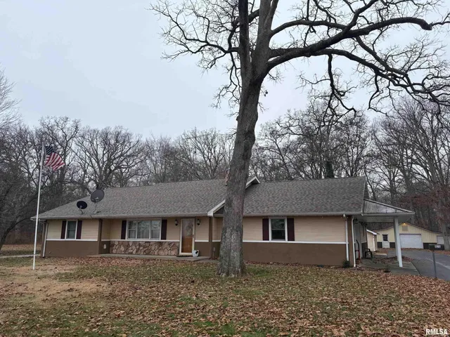 $399,900 | 10215 Bended Trail, Irving, IL 62051