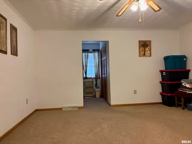 $399,900 | 10215 Bended Trail, Irving, IL 62051