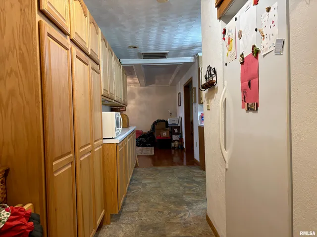 $399,900 | 10215 Bended Trail, Irving, IL 62051