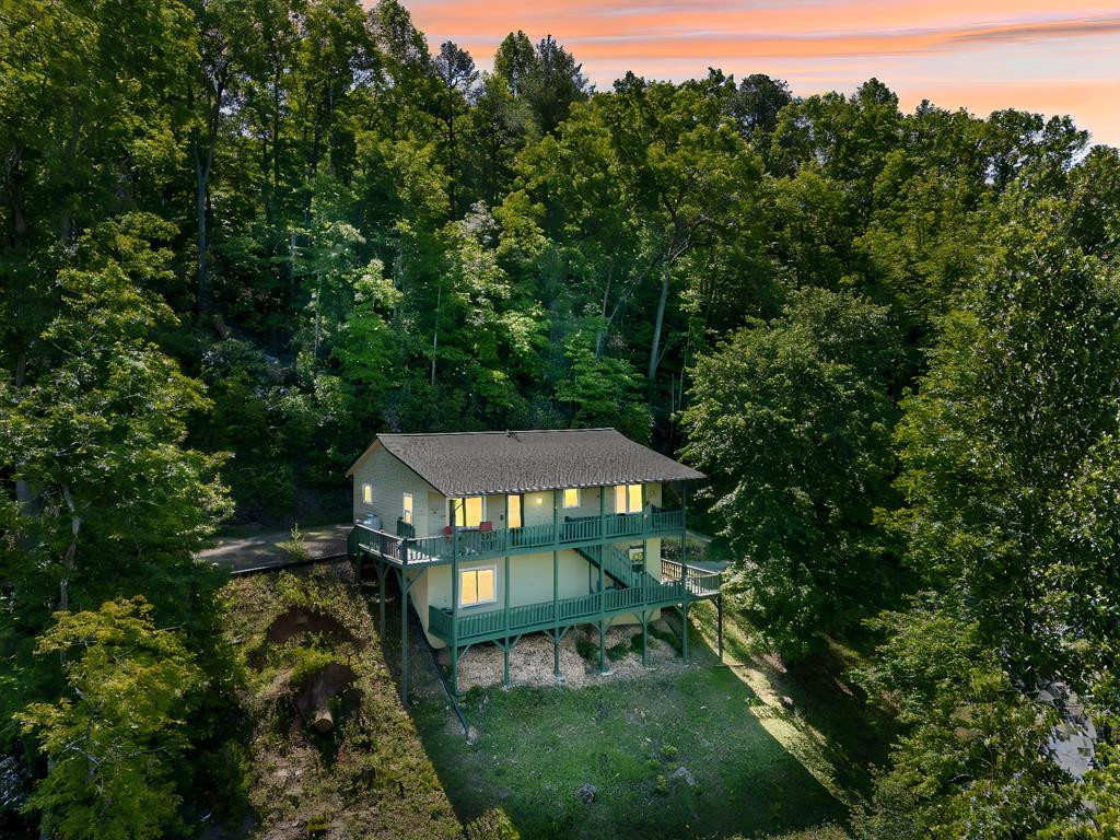 81 Trinity Drive Murphy, NC 28906 - Photo 1 of 46 Main View