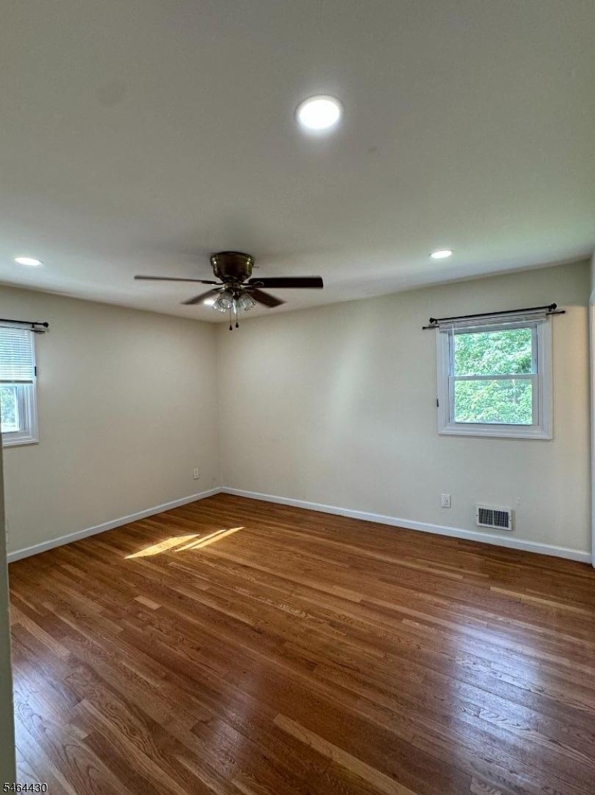 337 Jamestown Road Bridgewater, NJ 08807 - Photo 19 of 31 Gallery Image 19