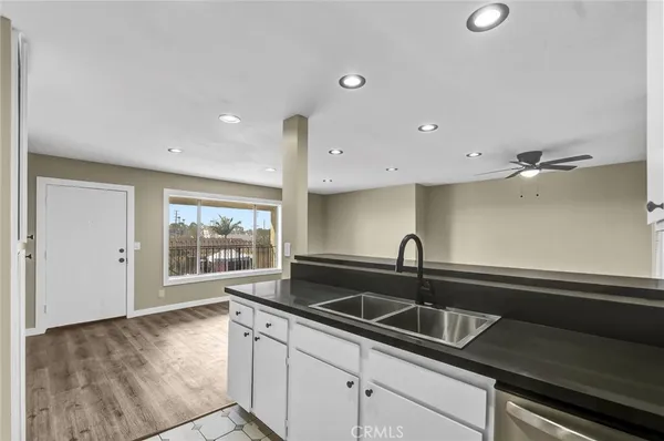 $2,500 | 20526 South Western Avenue, Torrance, CA 90501