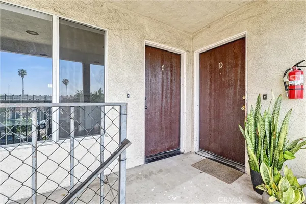 $2,500 | 20526 South Western Avenue, Torrance, CA 90501