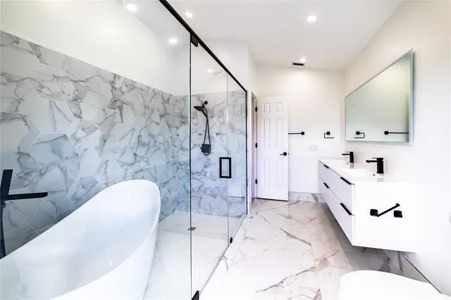 $5,800 | 1260 Northwest 101st Avenue, Plantation, FL 33322