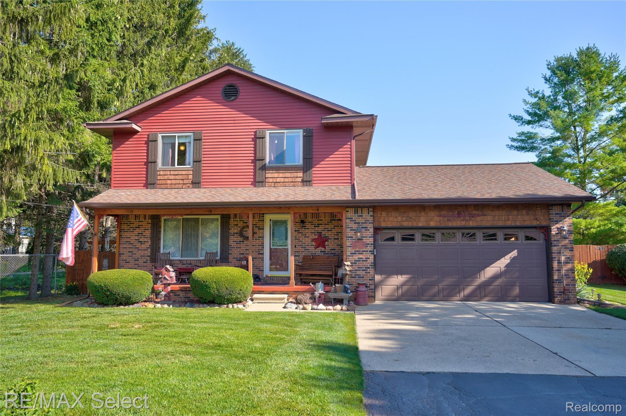 2062 Reid Road Flint, MI 48507 - Photo 13 of 74 2062 W Reid Road 13.jpg