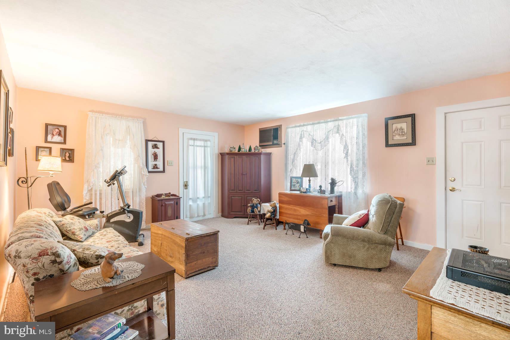 910 Layfield Road Perkiomenville, PA 18074 - Photo 2 of 20 Living Room