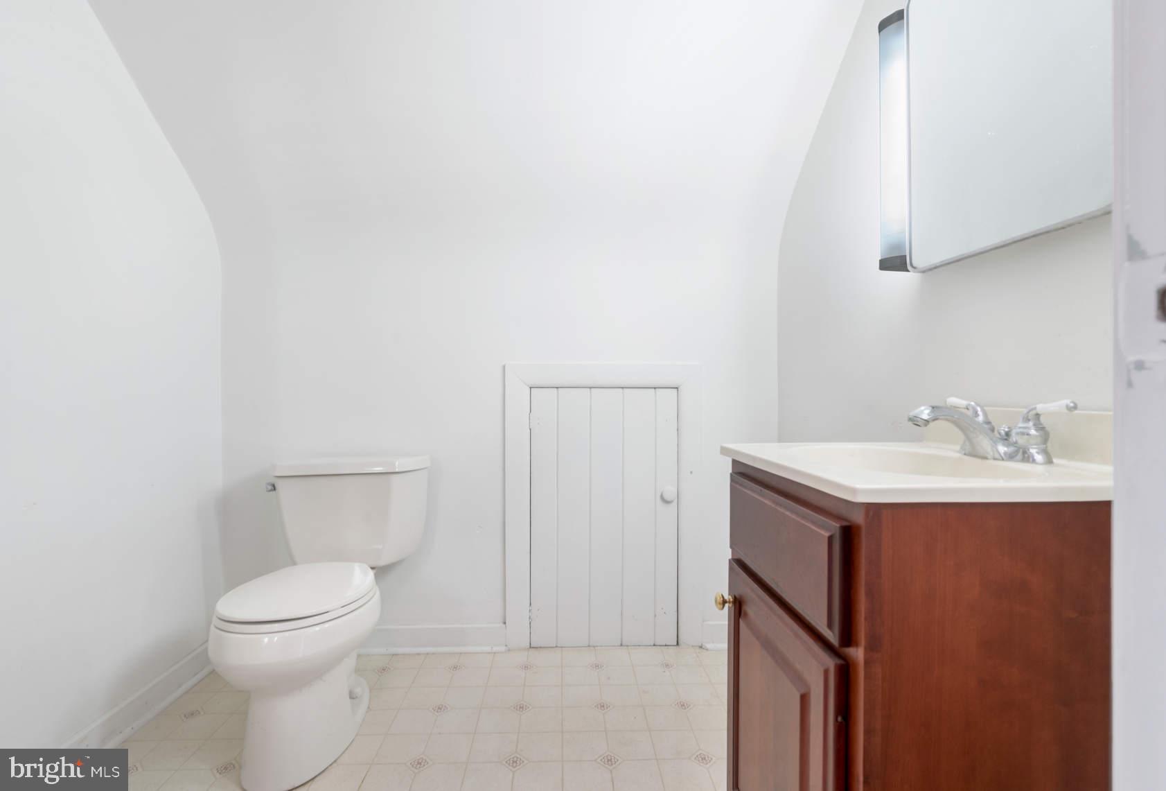 910 Layfield Road Perkiomenville, PA 18074 - Photo 13 of 20 Half Bath - Upper Floor