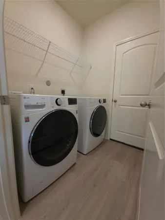 $2,100 | 305 Lone Mountain Drive, Katy, TX 77493