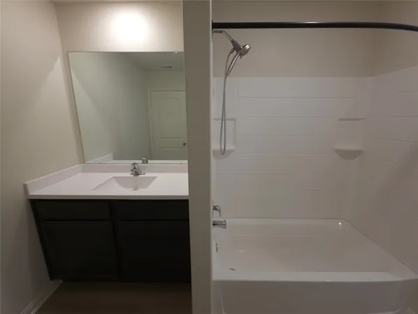 $2,100 | 305 Lone Mountain Drive, Katy, TX 77493