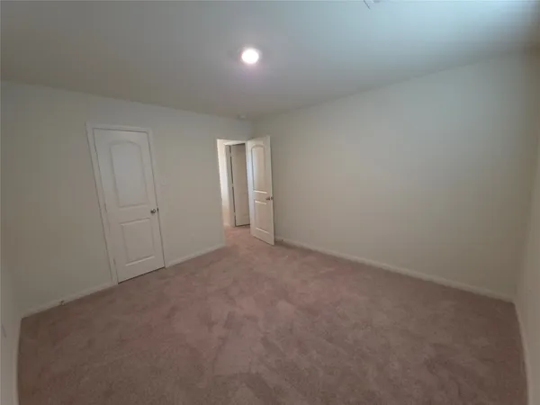 $2,100 | 305 Lone Mountain Drive, Katy, TX 77493