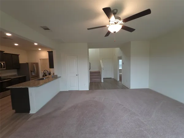 $2,100 | 305 Lone Mountain Drive, Katy, TX 77493