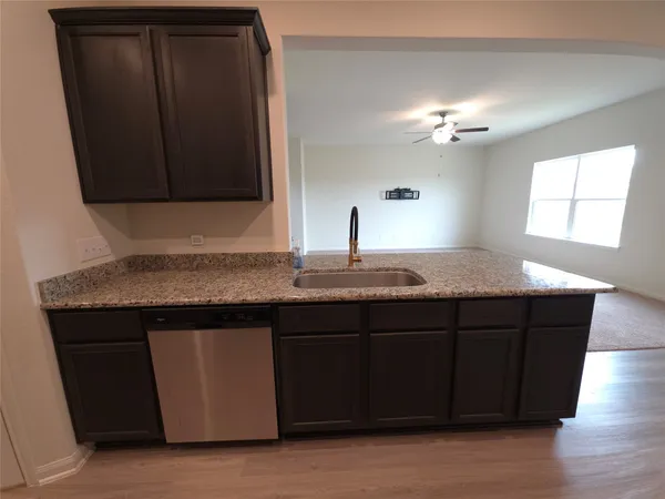 $2,100 | 305 Lone Mountain Drive, Katy, TX 77493