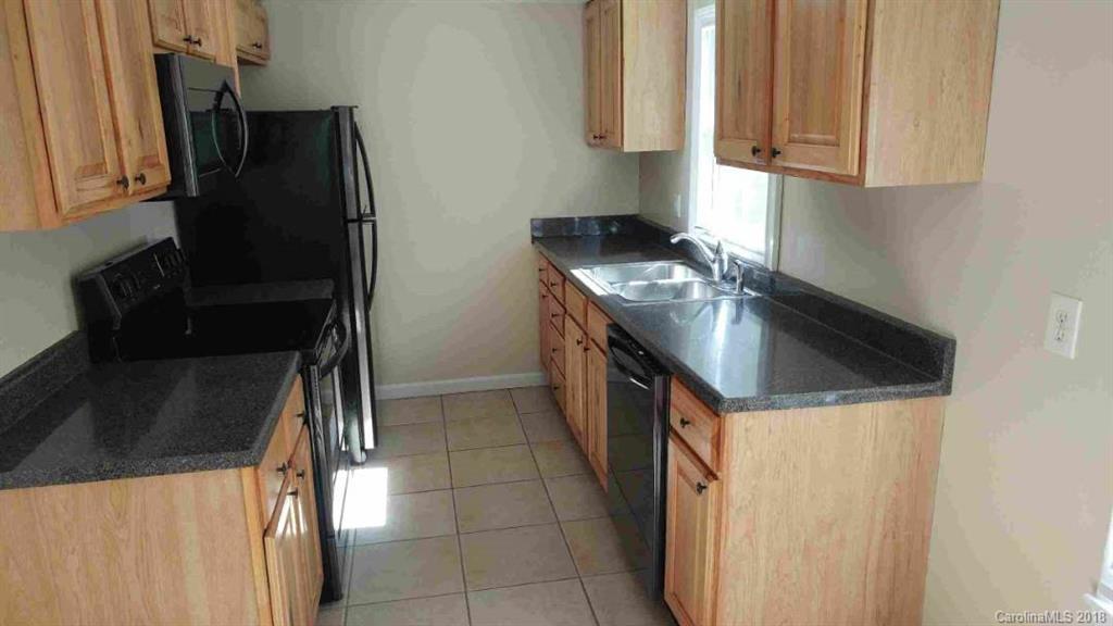 151 Martin Road Swannanoa, NC 28778 - Photo 4 of 9 Gallery Image 4