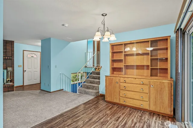 a view of an empty room with window