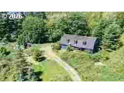 8955 Scotts Valley Road Yoncalla, OR 97499 - Photo 16 of 28