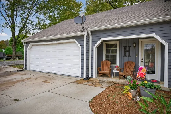 a view of a house with outdoor space