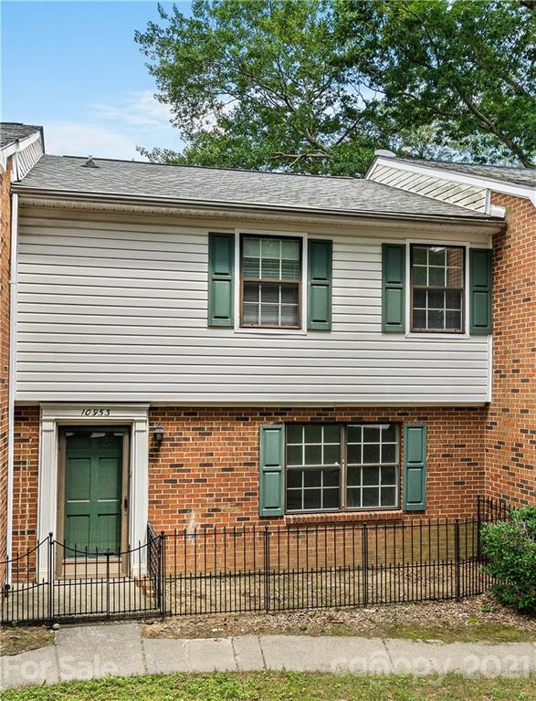 10953 Park Road Charlotte, NC 28226 - Photo 1 of 17 a front view of a house