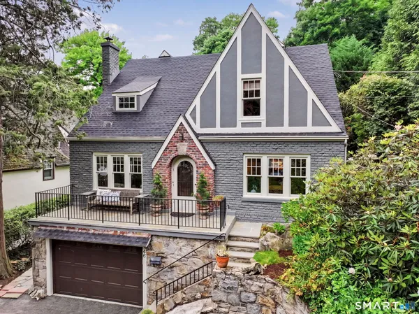 $2,695,000 | 46 Valleywood Road, Greenwich, CT 06830