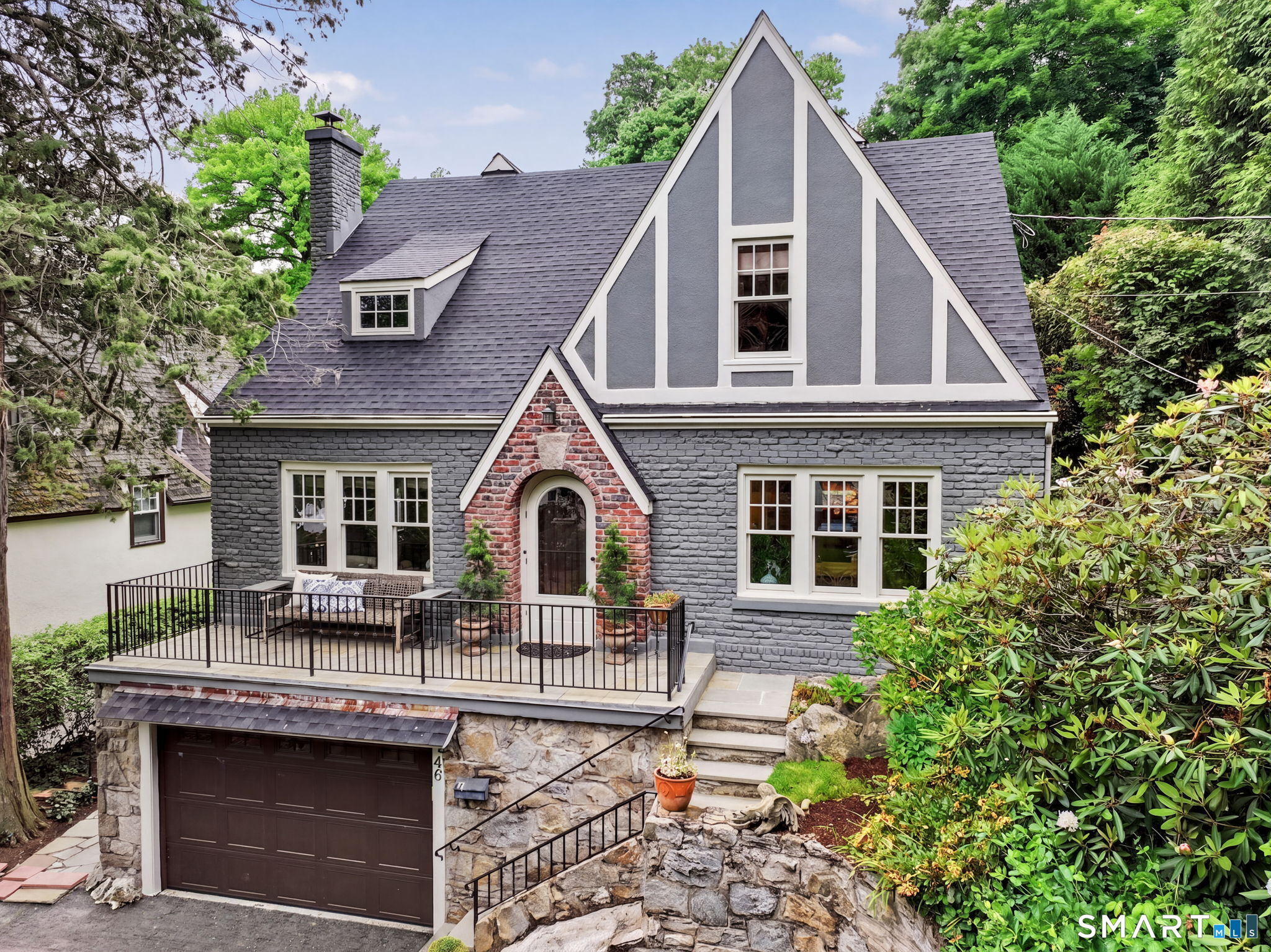 46 Valleywood Road Greenwich, CT 06830 - Photo 1 of 38