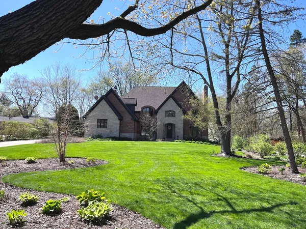 $1,096,000 | 1026 Lincoln Lane, Elk Grove Village, IL 60007