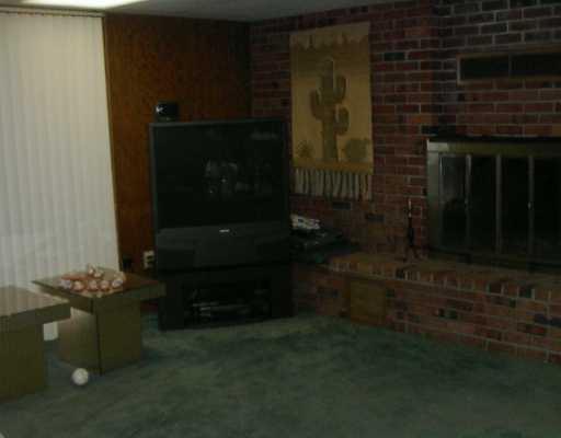 105 State Hill Road Smithton, PA 15479 - Photo 4 of 5 Den/Family/Great Room.