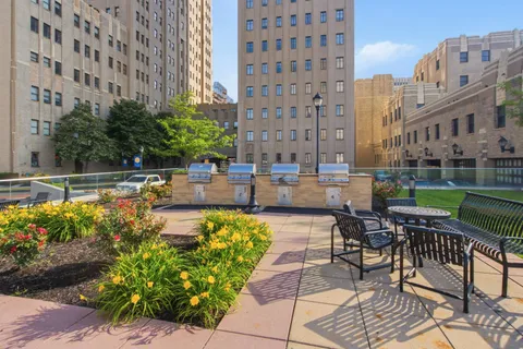 $560,000 | 4 Beacon Way, Unit 303, Jersey City, NJ 07304