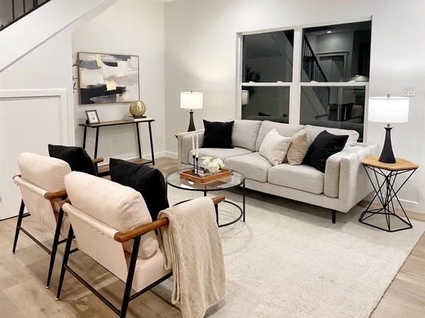 $487,700 | 1315 Clearfield Drive, Unit 2, Austin, TX 78758