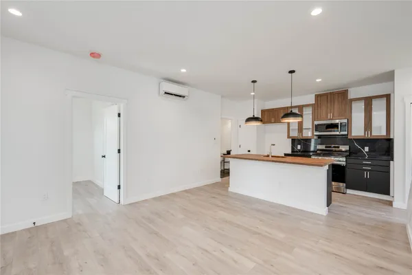 $487,700 | 1315 Clearfield Drive, Unit 2, Austin, TX 78758