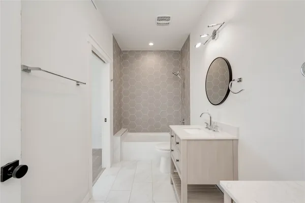 $487,700 | 1315 Clearfield Drive, Unit 2, Austin, TX 78758