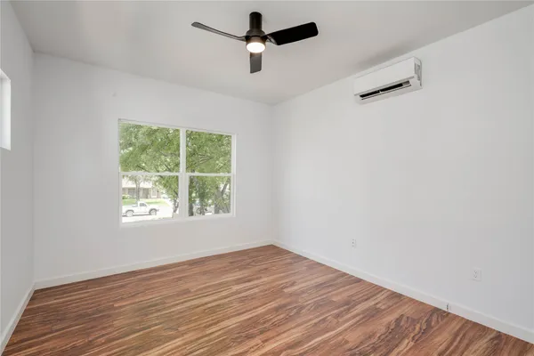 $487,700 | 1315 Clearfield Drive, Unit 2, Austin, TX 78758