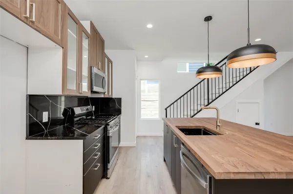 $487,700 | 1315 Clearfield Drive, Unit 2, Austin, TX 78758