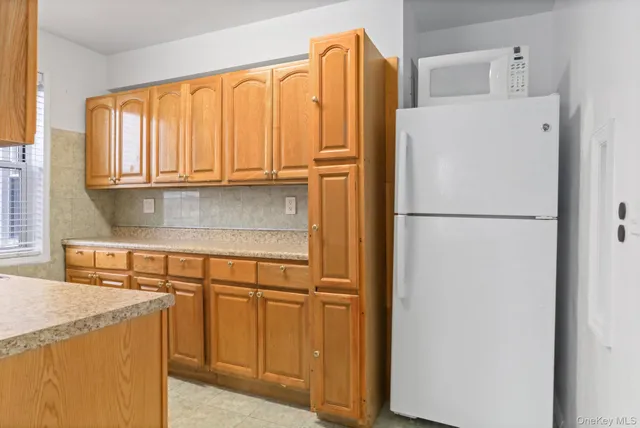 $299,000 | 611 Palmer Road, Unit 5X, Yonkers, NY 10701